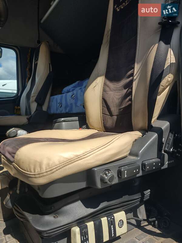 Тягач Volvo FH 12 2004 в Львове фото 8 Тягач Volvo FH 12 2004 в Львове