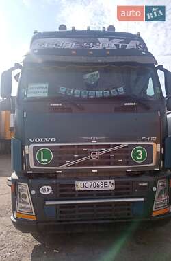 Тягач Volvo FH 12 2003 в Радехові