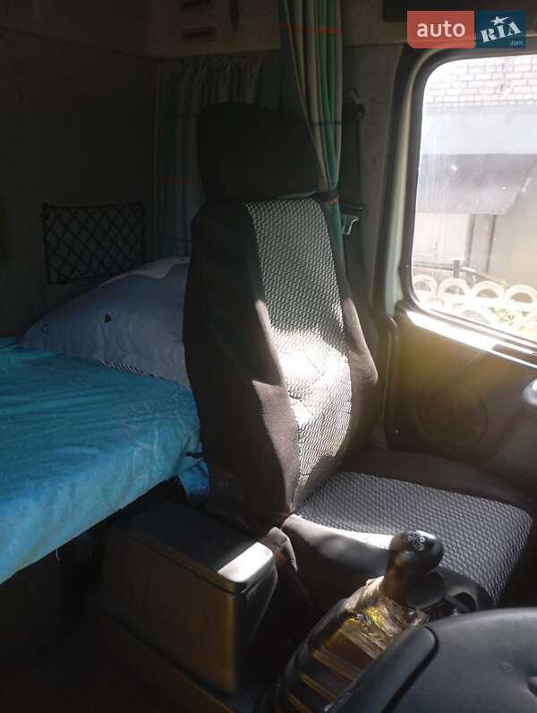 Зерновоз Volvo FH 12 1999 в Новой Одессе