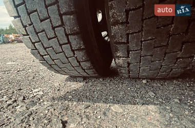 Тягач Volvo FH 12 2002 в  фото 12 Тягач Volvo FH 12 2002 в