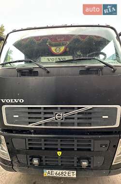 Тягач Volvo FH 12 2006 в Днепре