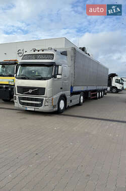 Тягач Volvo FH 12 2004 в Киеве