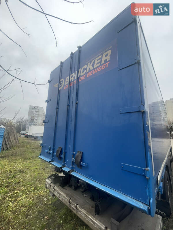 Грузовой фургон Volvo FH 12 2006 в Харькове