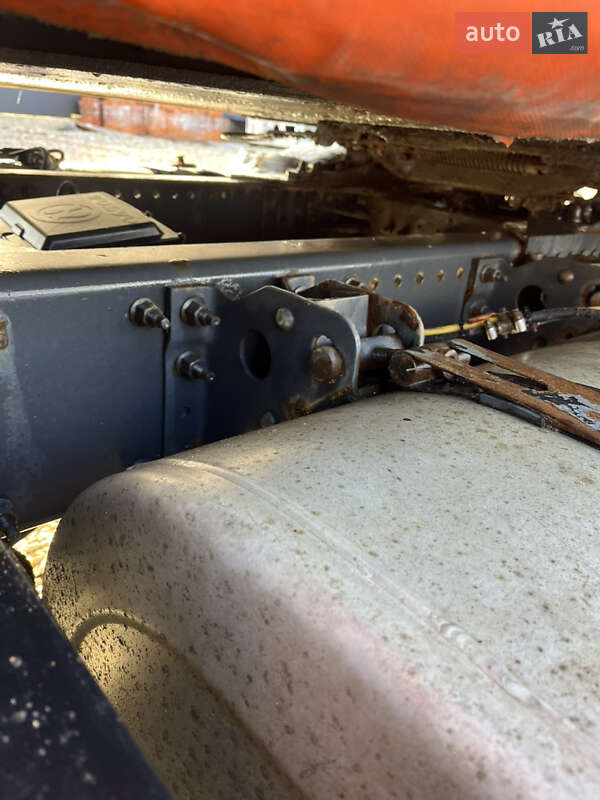 Тягач Volvo FH 12 2006 в Черновцах