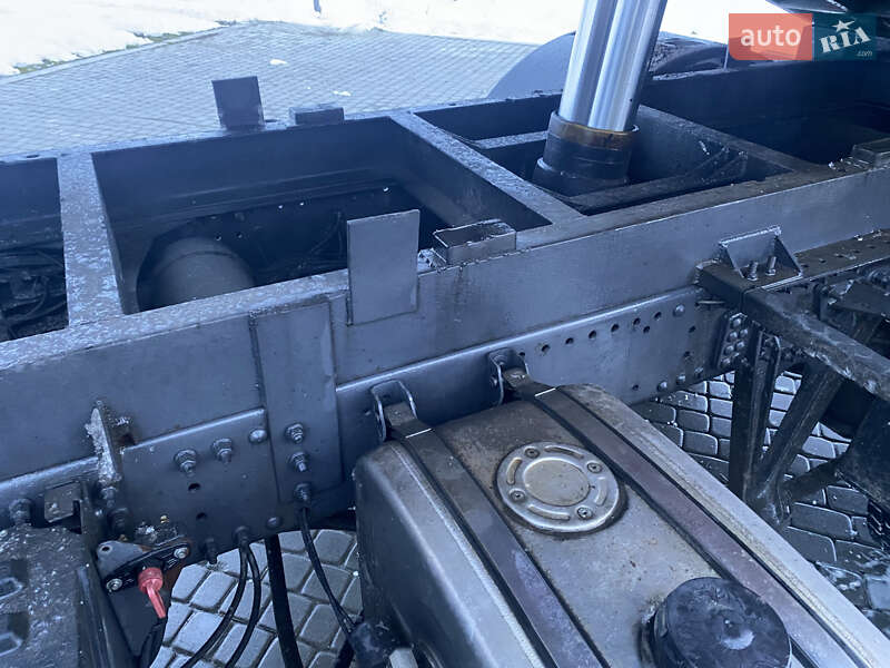 Самоскид Volvo FH 12 1999 в Городку