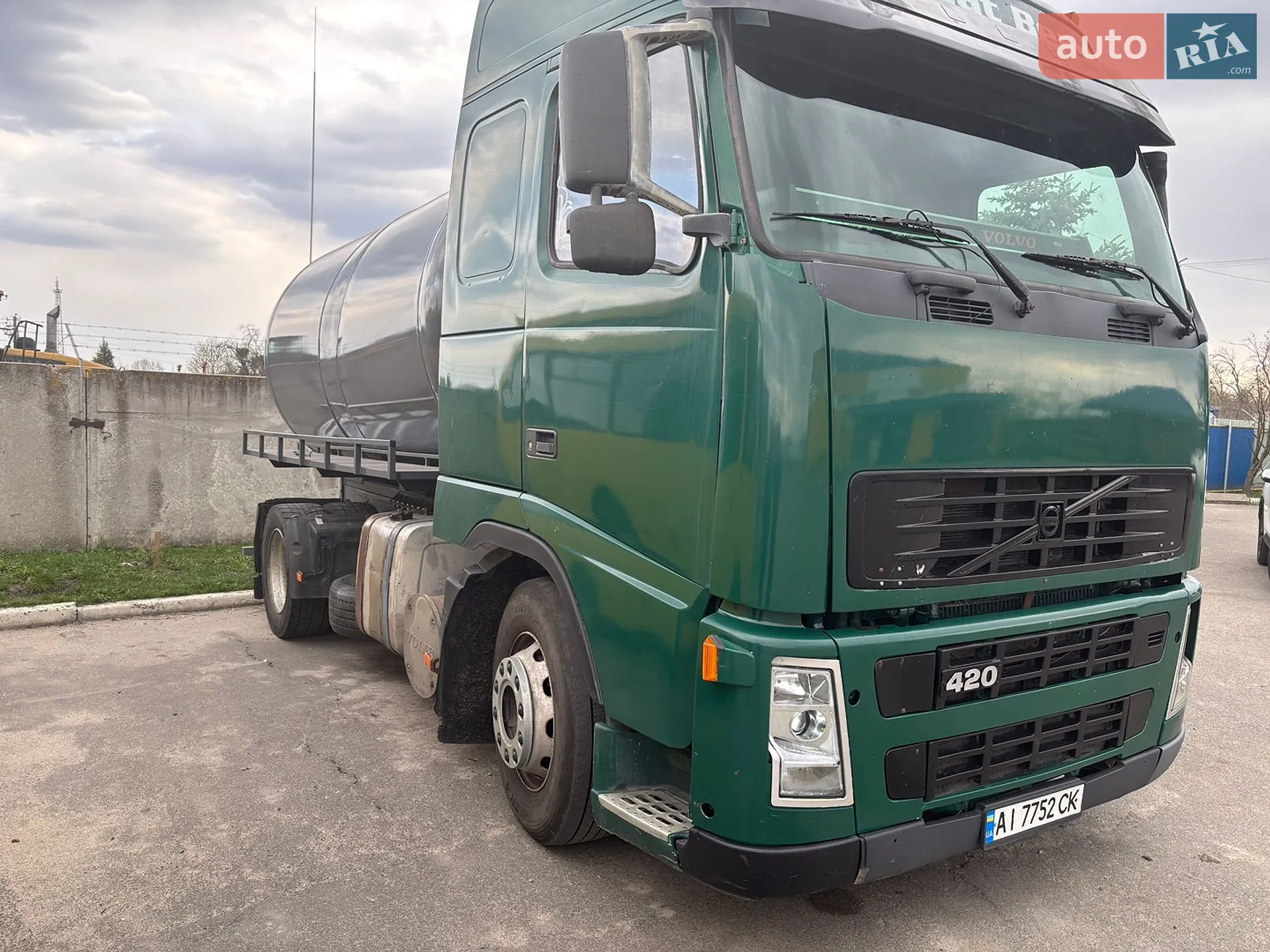 Volvo FH 12 2004 VIN YV2A4CFA64B376972 фото оголошення 4 з 5