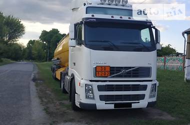 Цистерна Volvo FH 13 2008 в Пирятине