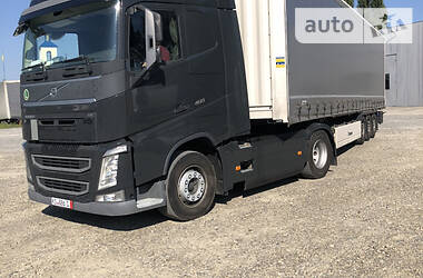 Тягач Volvo FH 13 2015 в Чернівцях