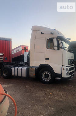 Тягач Volvo FH 13 2007 в Рокитном