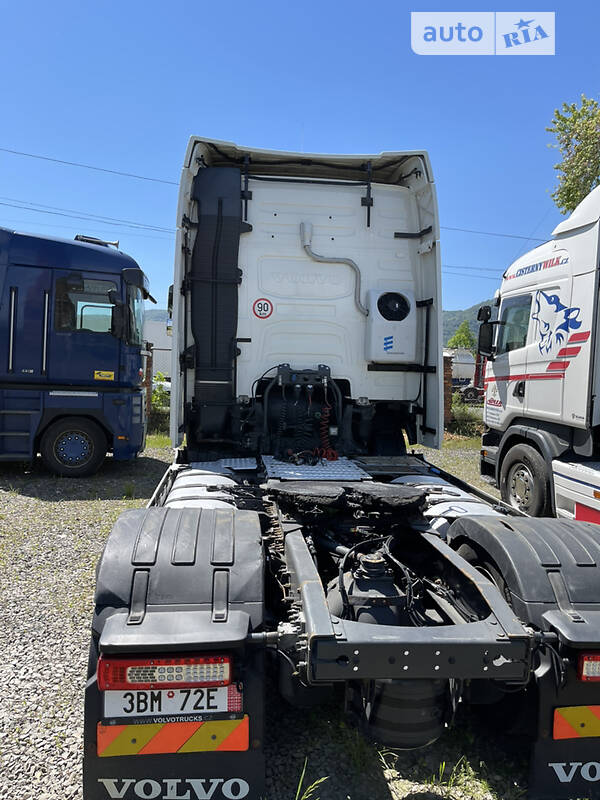 Тягач Volvo FH 13 2013 в Хусті