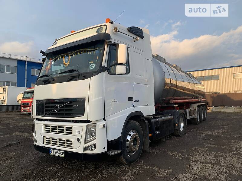 Тягач Volvo FH 13 2012 в 