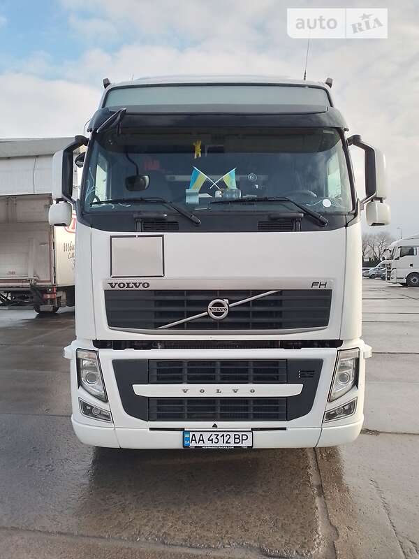 Тягач Volvo FH 13 2010 в Киеве фото 2 Тягач Volvo FH 13 2010 в Киеве
