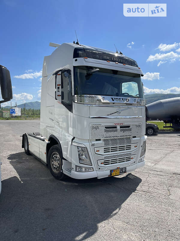 Тягач Volvo FH 13 2014 в Хусті
