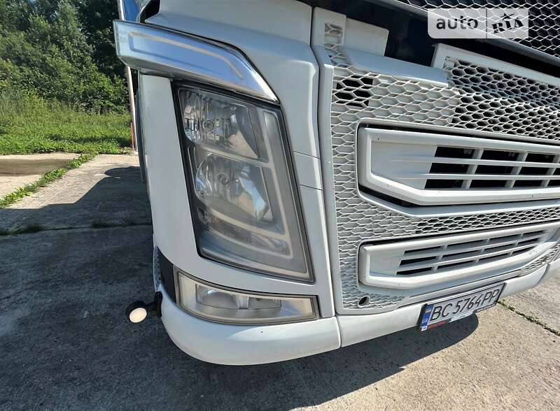 Тягач Volvo FH 13 2013 в Львові фото 11 Тягач Volvo FH 13 2013 в Львові