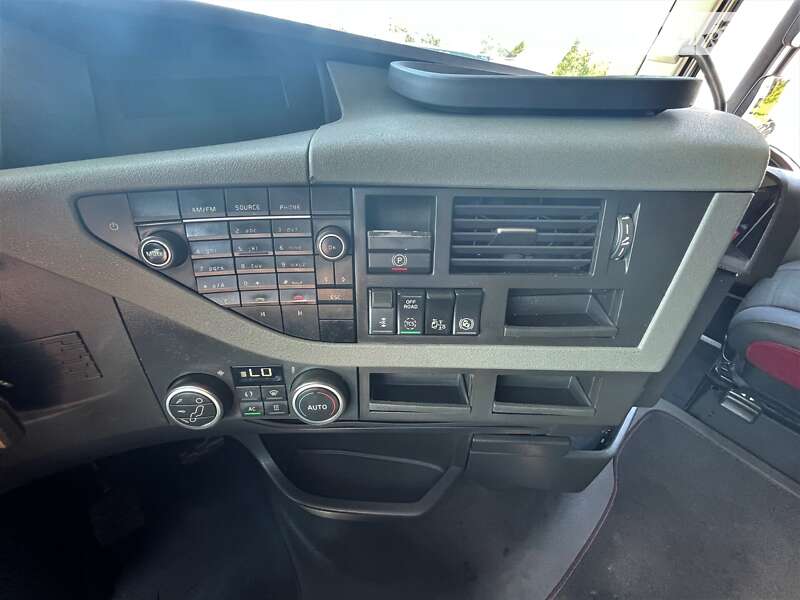 Тягач Volvo FH 13 2013 в Львові фото 23 Тягач Volvo FH 13 2013 в Львові