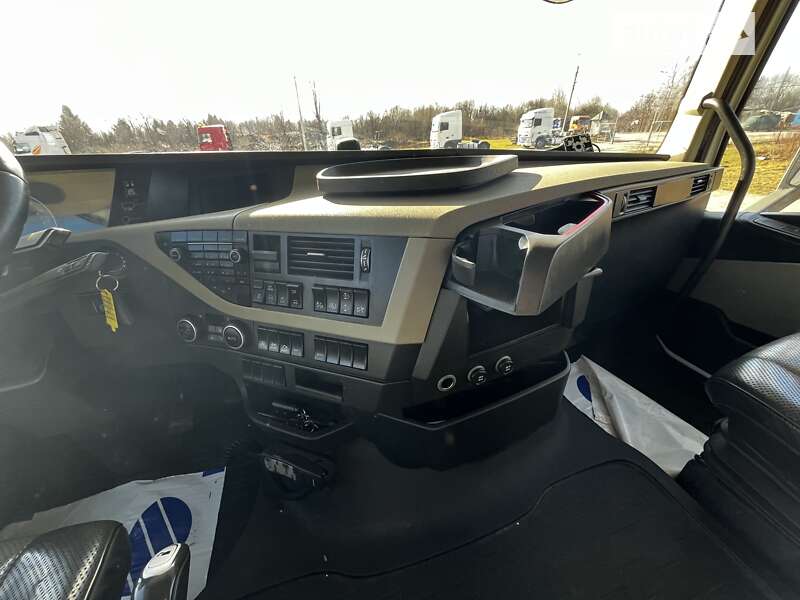 Бензовоз Volvo FH 13 2017 в Львові