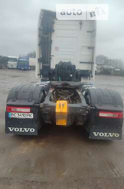 Тягач Volvo FH 13 2013 в Золочеве