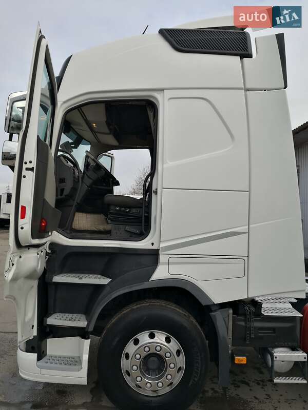 Тягач Volvo FH 13 2016 в Кам'янському