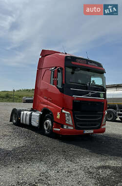 Тягач Volvo FH 13 2015 в Иршаве