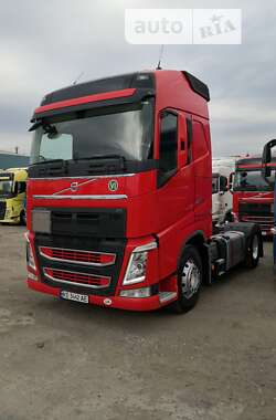 Тягач Volvo FH 13 2015 в Кам'янському