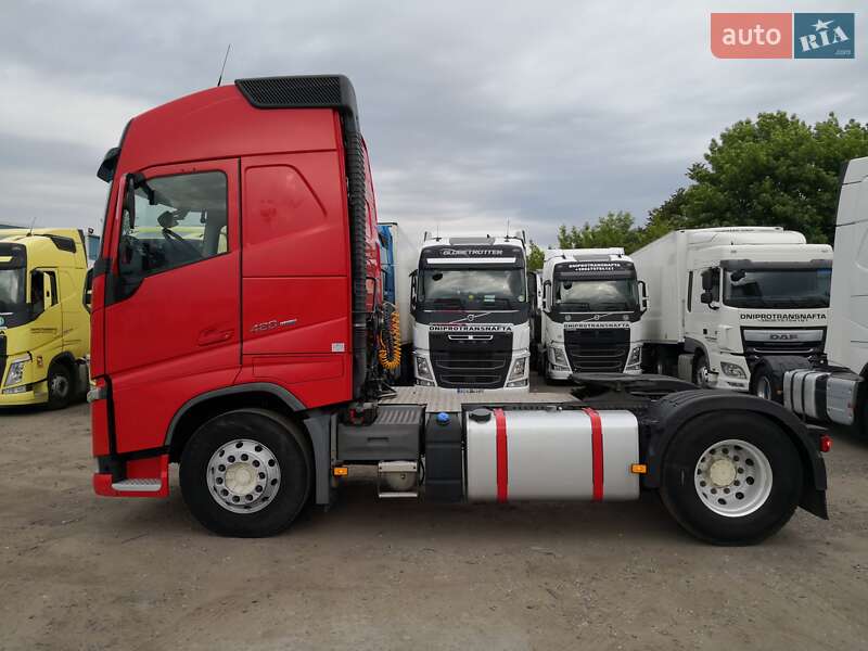 Тягач Volvo FH 13 2015 в Каменском