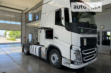 Тягач Volvo FH 13 2015 в 
