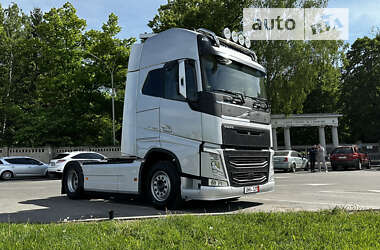 Тягач Volvo FH 13 2015 в Вінниці