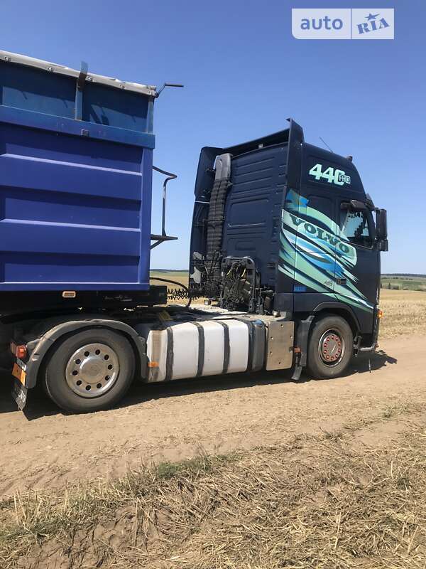Тягач Volvo FH 13 2006 в Ровно