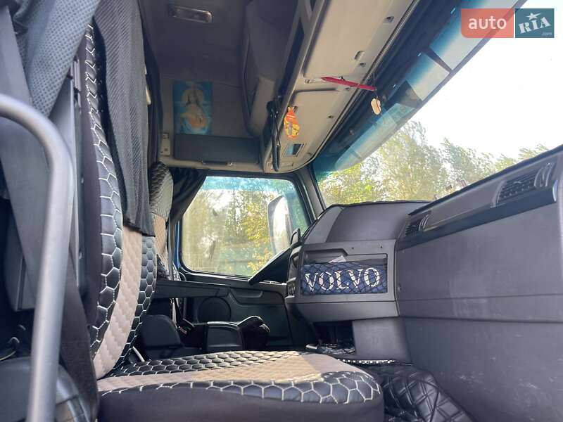 Тягач Volvo FH 13 2010 в Тячеві