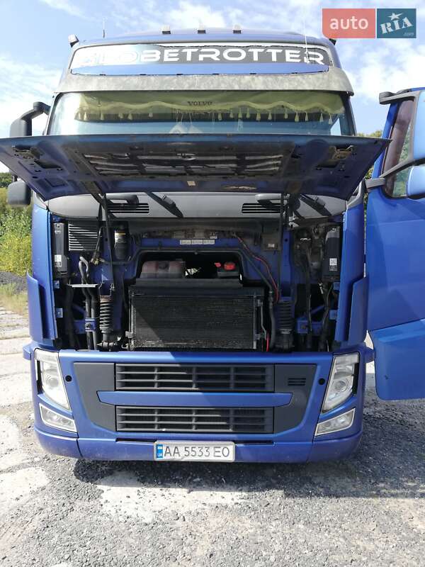 Тягач Volvo FH 13 2011 в Сваляве