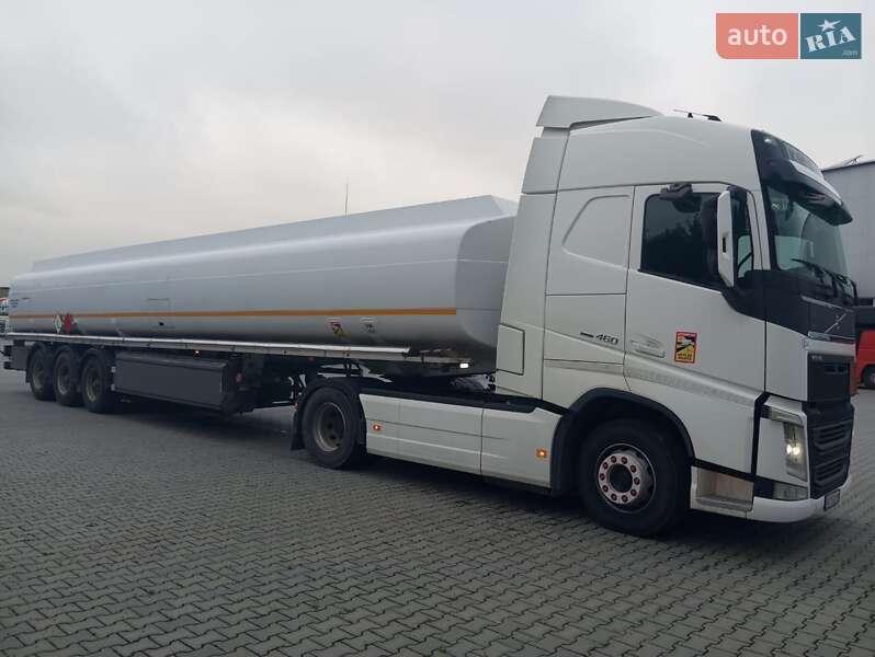 Бензовоз Volvo FH 13 2014 в Черновцах фото 4 Бензовоз Volvo FH 13 2014 в Черновцах