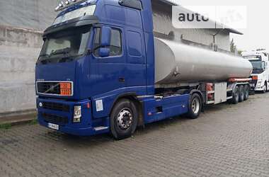 Бензовоз Volvo FH 13 2008 в Черновцах