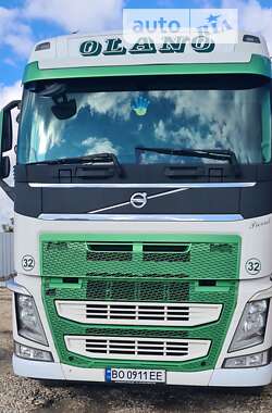 Тягач Volvo FH 13 2015 в Шумске