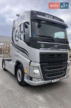 Тягач Volvo FH 13 2013 в Тячеві