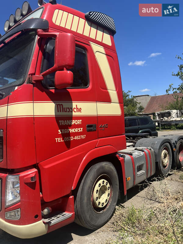 Тягач Volvo FH 13 2009 в Черноморске