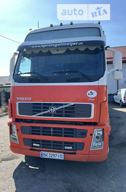 Тягач Volvo FH 13 2007 в Сарнах