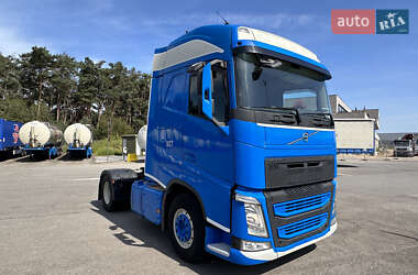 Тягач Volvo FH 13 2014 в Львове