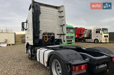 Тягач Volvo FH 13 2010 в 