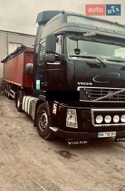 Зерновоз Volvo FH 13 2007 в Рівному