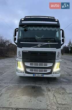 Тягач Volvo FH 13 2015 в Києві