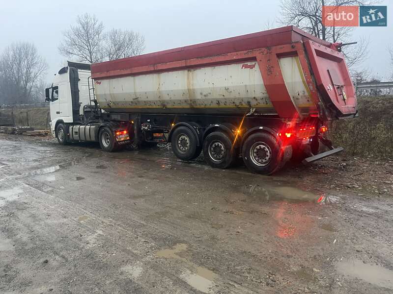 Тягач Volvo FH 13 2010 в Тячеві