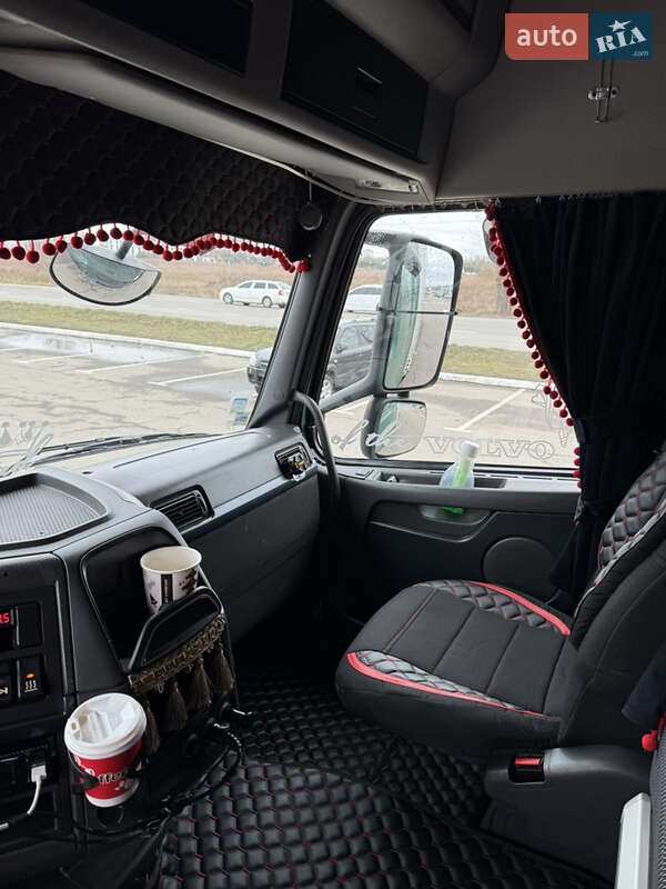 Тягач Volvo FH 13 2009 в Луцке