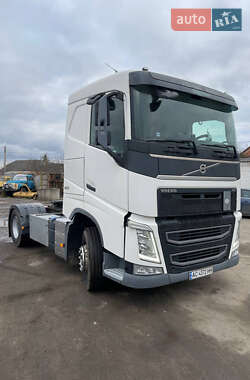 Тягач Volvo FH 13 2013 в 