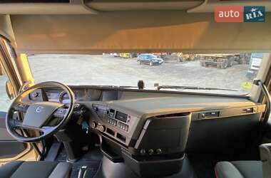 Тягач Volvo FH 13 2013 в 