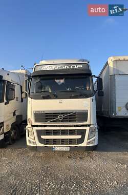 Тягач Volvo FH 13 2009 в Львові