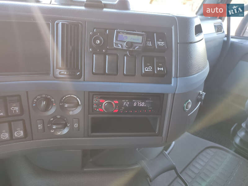 Контейнеровоз Volvo FH 13 2008 в Измаиле