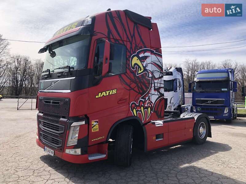 Тягач Volvo FH 13 2016 в Іршаві