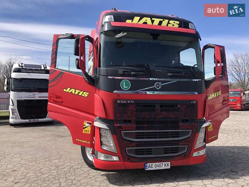 Тягач Volvo FH 13 2016 в Іршаві