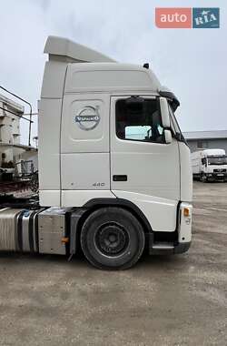 Тягач Volvo FH 13 2007 в 
