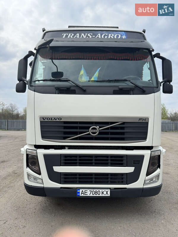 Тягач Volvo FH 13 2013 в Дніпрі